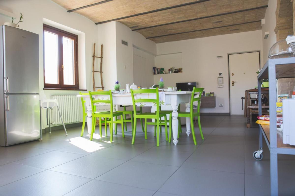 Bed And Breakfast Aratro & Rosmarino Civitanova Marche Luaran gambar