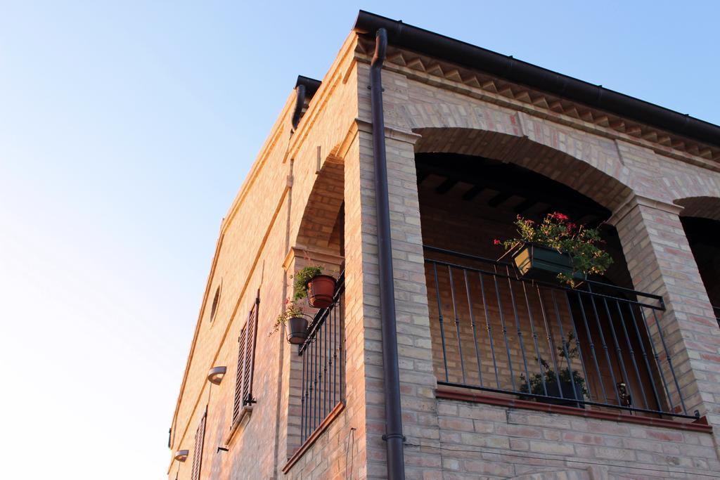 Bed And Breakfast Aratro & Rosmarino Civitanova Marche Luaran gambar